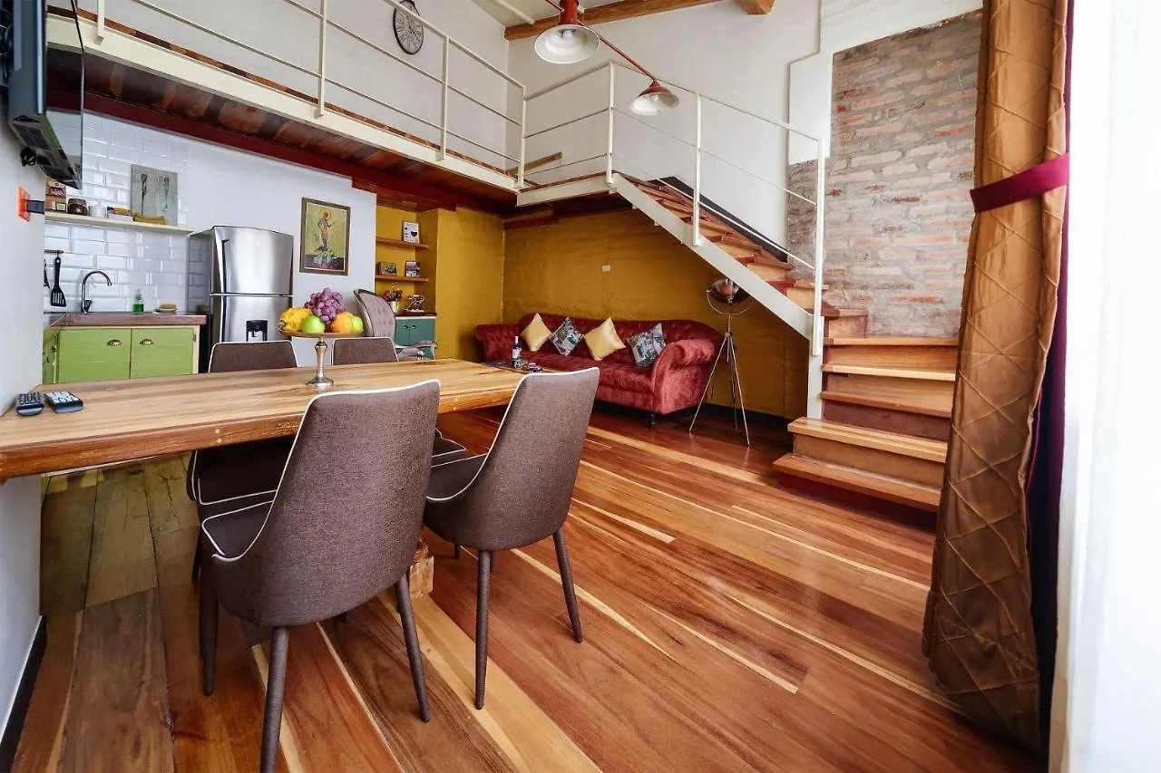 Old Town Quito Suites, Heritage Boutique Hotel, Where Every Detail Tells A Story 4*,  Ekvádor