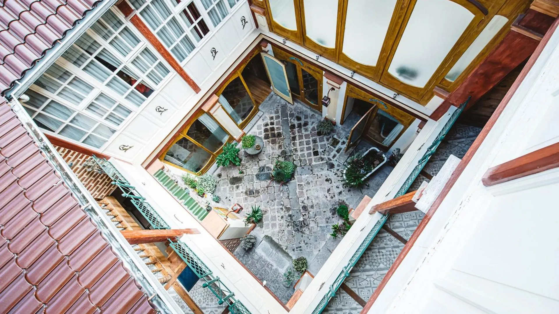 **** Aparthotel Old Town Quito Suites, Heritage Boutique Hotel, Where Every Detail Tells A Story Ekvádor