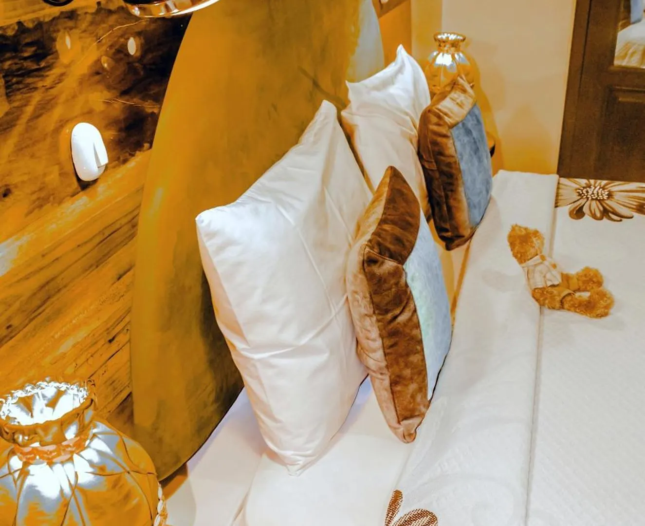 Old Town Quito Suites, Heritage Boutique Hotel, Where Every Detail Tells A Story 4*,  Ekvádor
