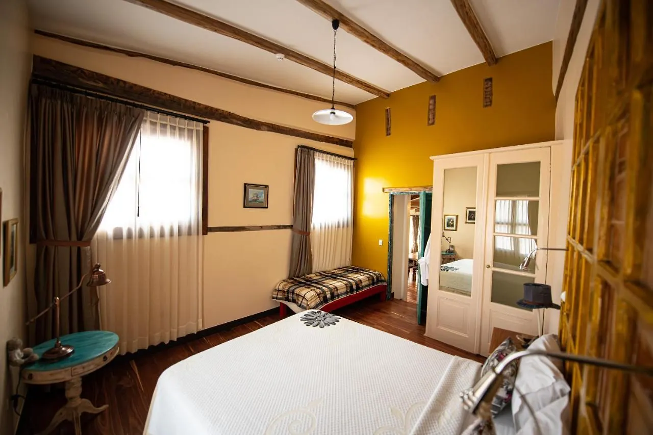 Aparthotel Old Town Quito Suites, Heritage Boutique Hotel, Where Every Detail Tells A Story