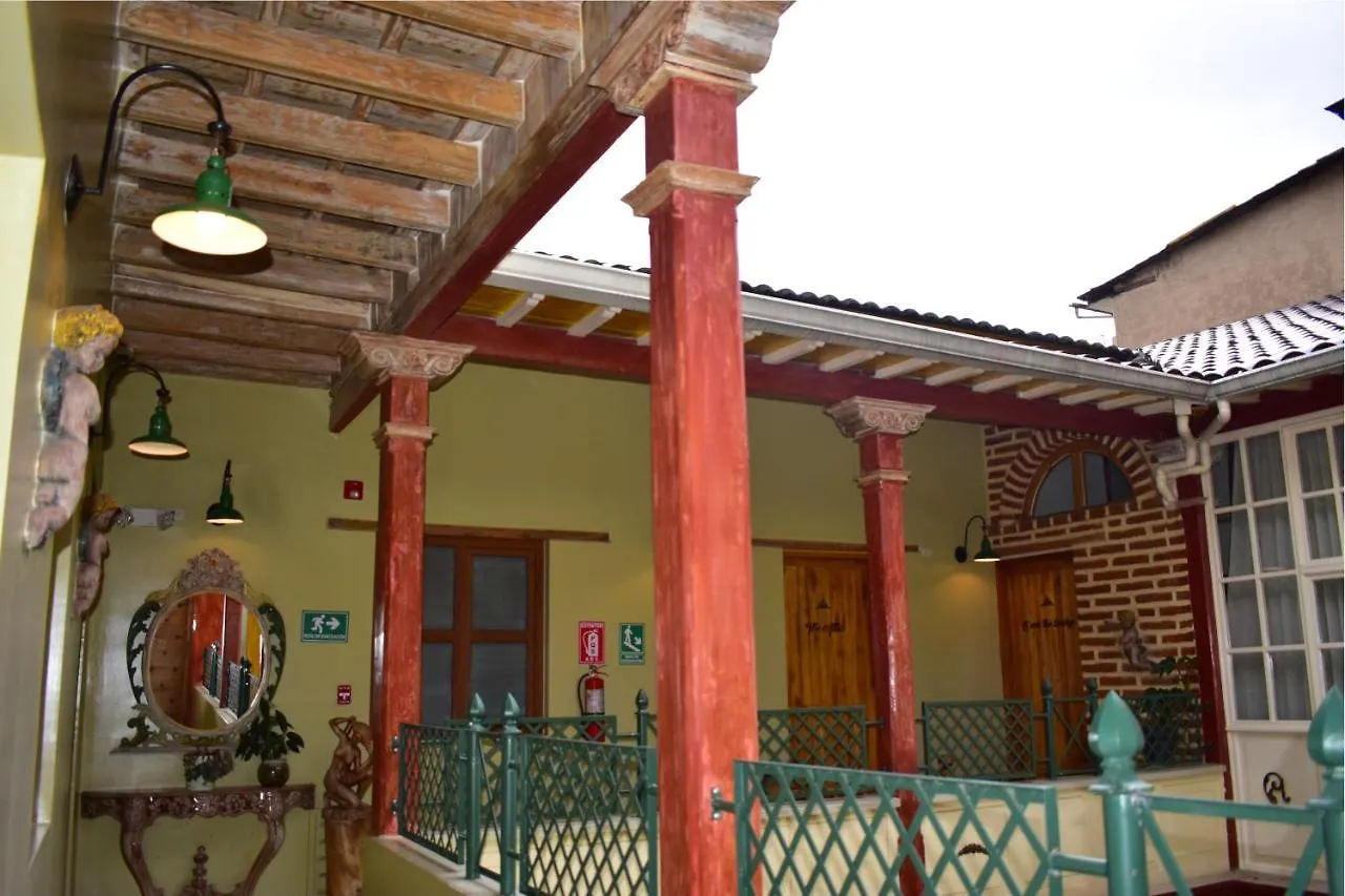 Old Town Quito Suites, Heritage Boutique Hotel, Where Every Detail Tells A Story 4*,