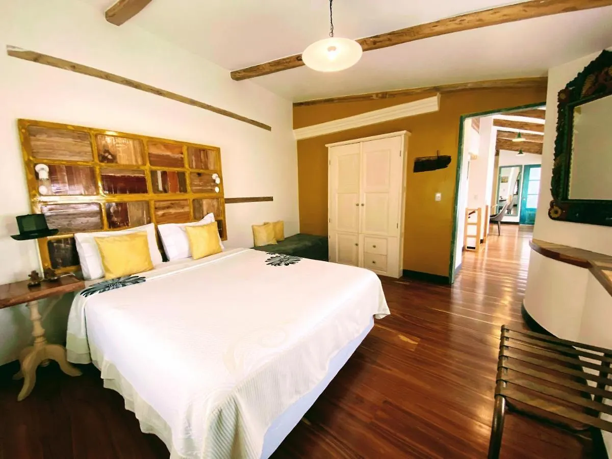 Aparthotel Old Town Quito Suites, Heritage Boutique Hotel, Where Every Detail Tells A Story