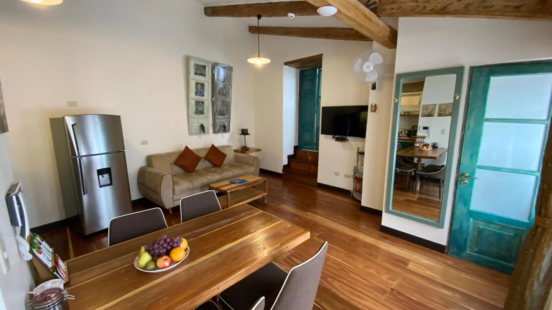 **** Aparthotel Old Town Quito Suites, Heritage Boutique Hotel, Where Every Detail Tells A Story Ecuador