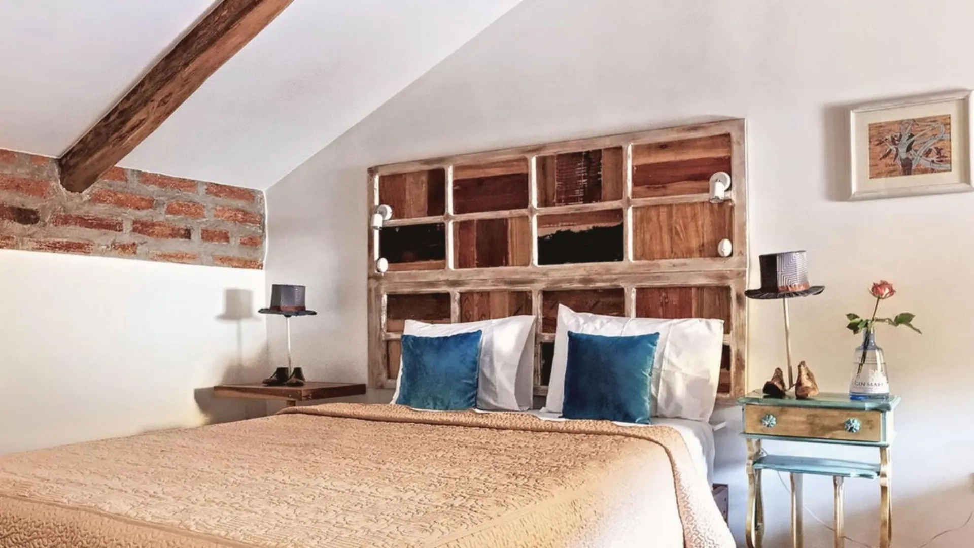 Old Town Quito Suites, Heritage Boutique Hotel, Where Every Detail Tells A Story 4*,