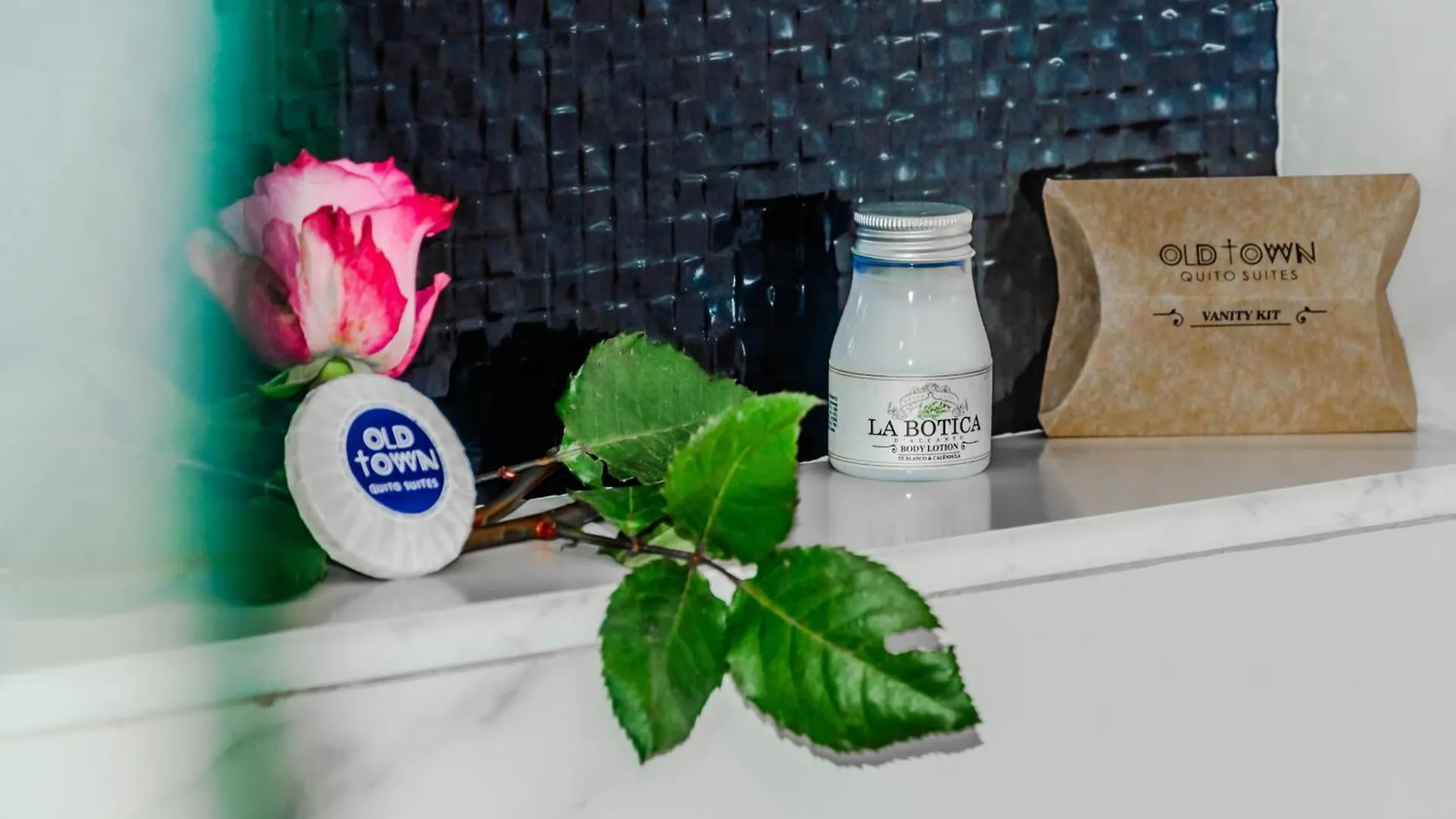 Old Town Quito Suites, Heritage Boutique Hotel, Where Every Detail Tells A Story 4*,