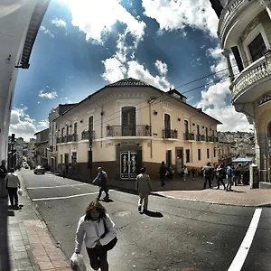 Viena Internacional Quito