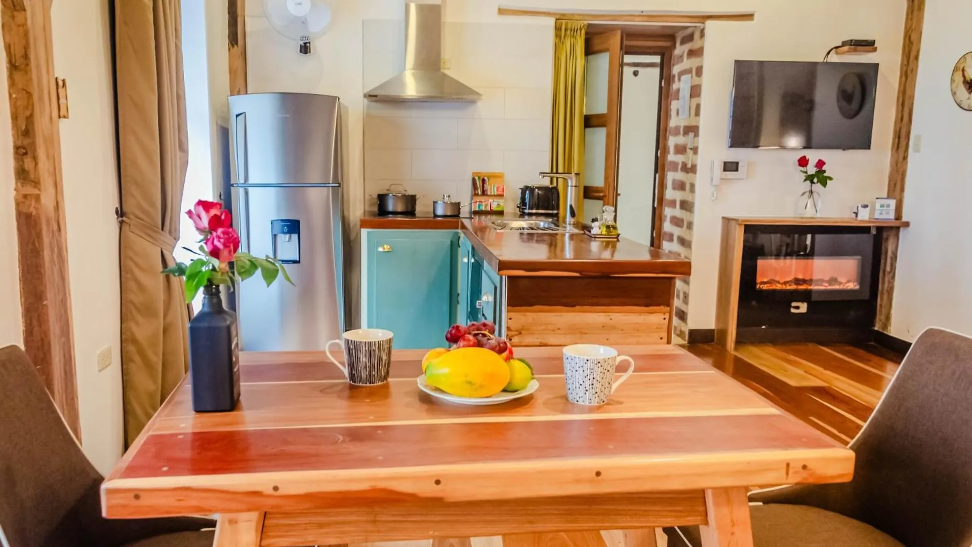 Old Town Quito Suites, Heritage Boutique Hotel, Where Every Detail Tells A Story 4*,  Ecuador